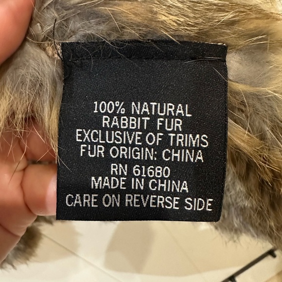 Rabbit fur vest - Picture 3 of 3